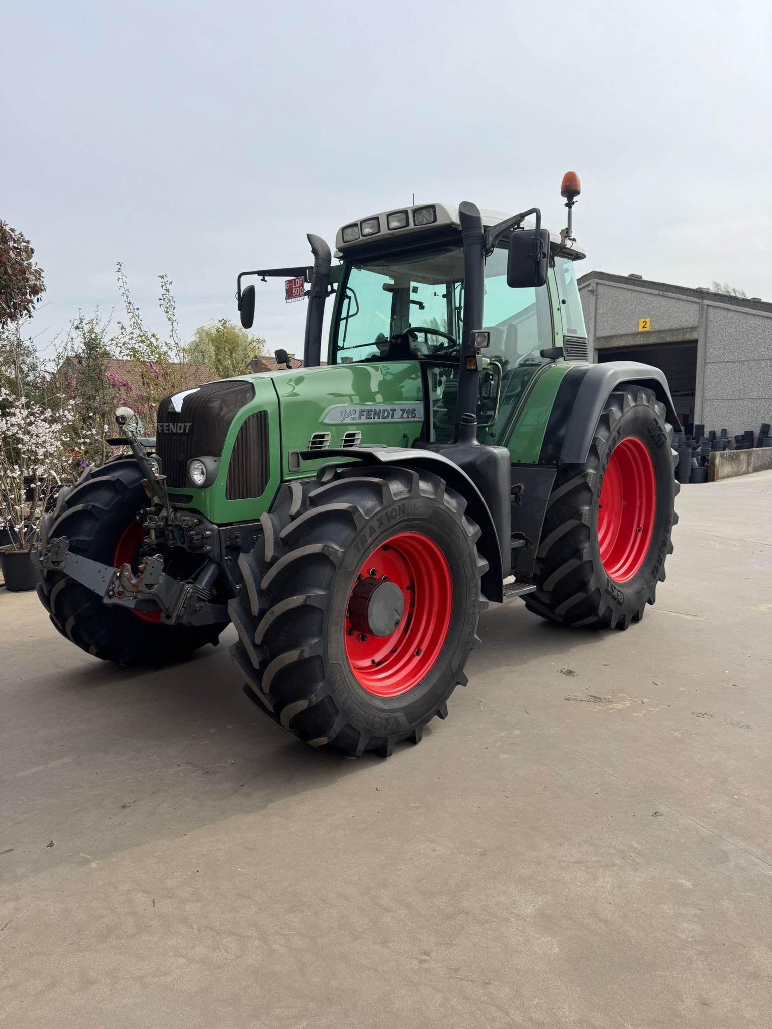 Fendt 716 afgeleverd aan een kweker in Belgie